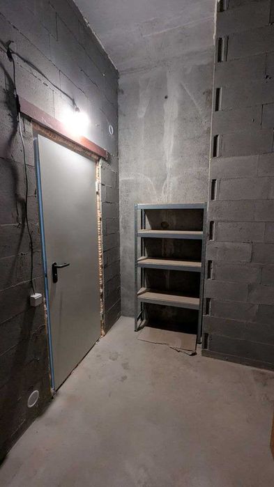 Сдам большую кладовку в ЖК Варшавский+ пр. Європейського Союзу, 53/46