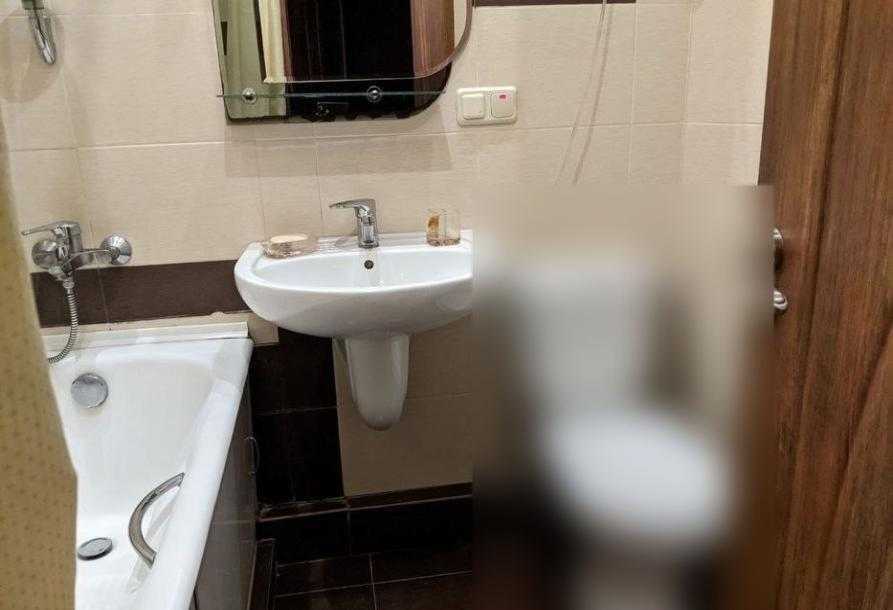 Продаж 2 к.квартири на пр. Науки з високими стелями.