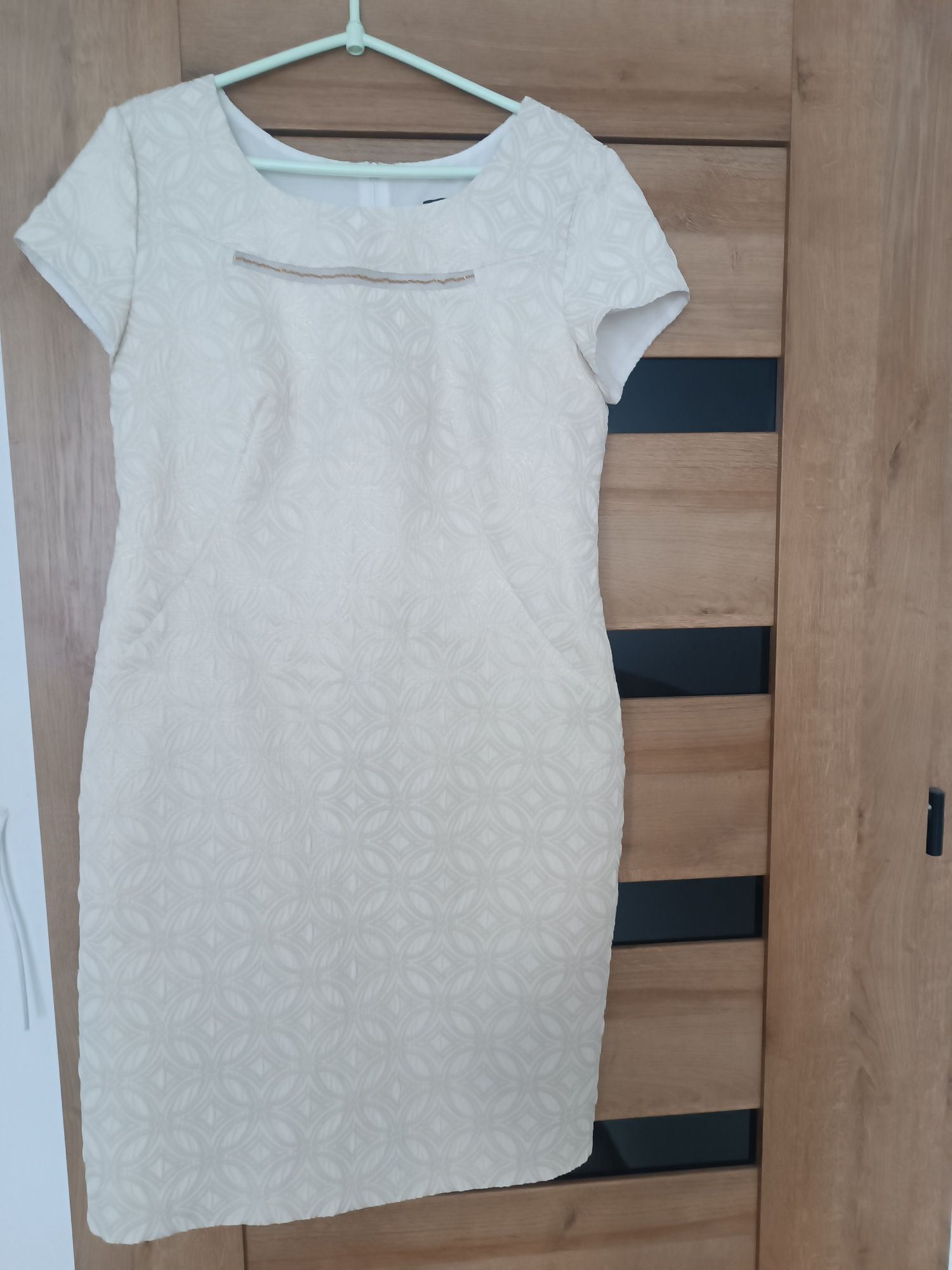 Sukienka elegancka Agata re r. 42