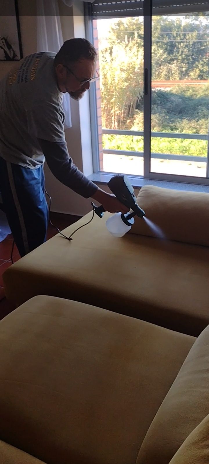 Limpeza higienização de colchão sofá cadeiras tapetes carpetes