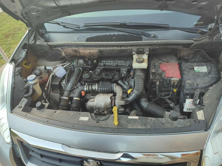 Sprzedam Peugeot partner Tepee 1.6 HDI, Salon Polska 2017r.