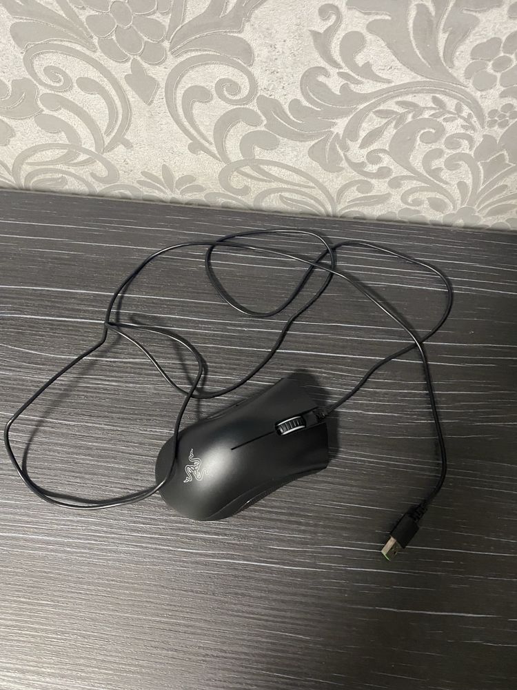 Компʼютерна мишка Razer