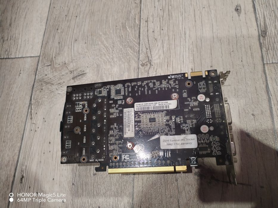 Видеокарта GTX 560