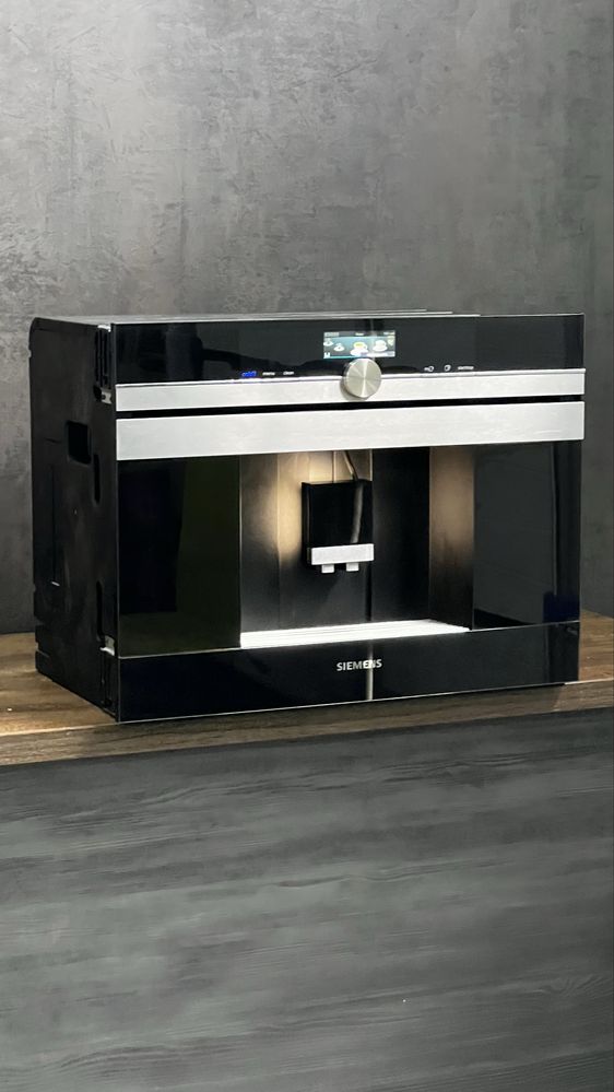 Кофемашина Siemens iQ 700 CT636LES1/03 кавомашина вбудована