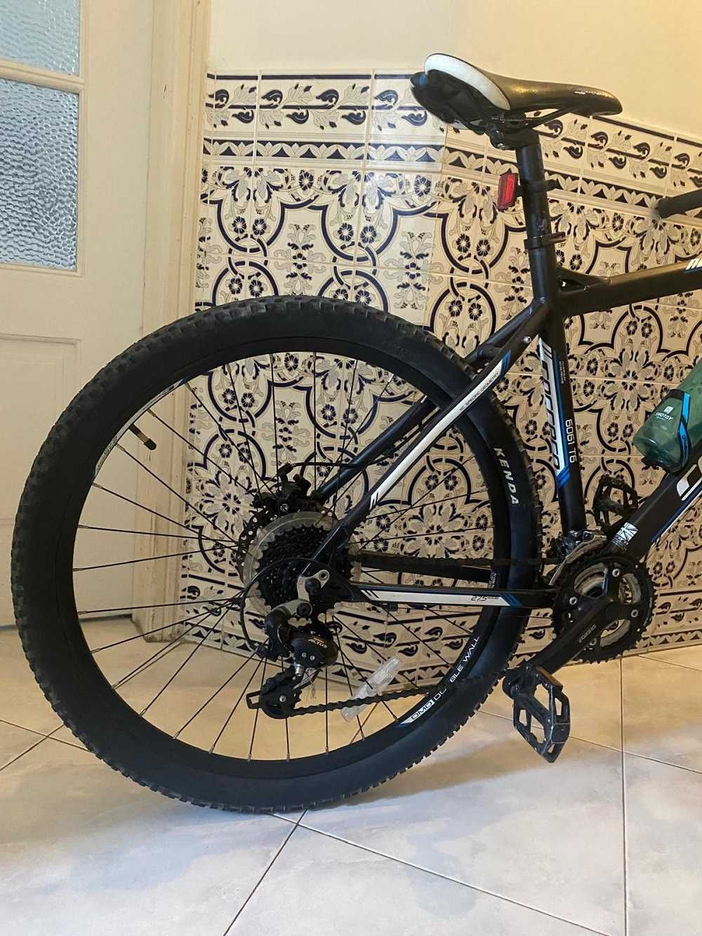 Vendo Bicicleta, marca Carrera