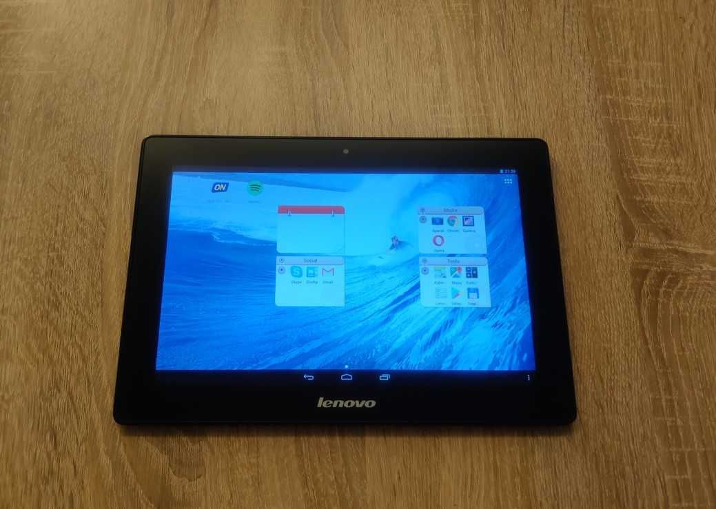 Tablet Lenovo Ideapad S6000l 10 cali plus klawiatura Lenovo Bluetooth