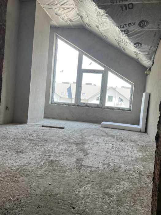 ‼️2кімнати+Кухня-СТУДІЯ27м2‼️,85м2+горище=730$/м2.Затишний квартал