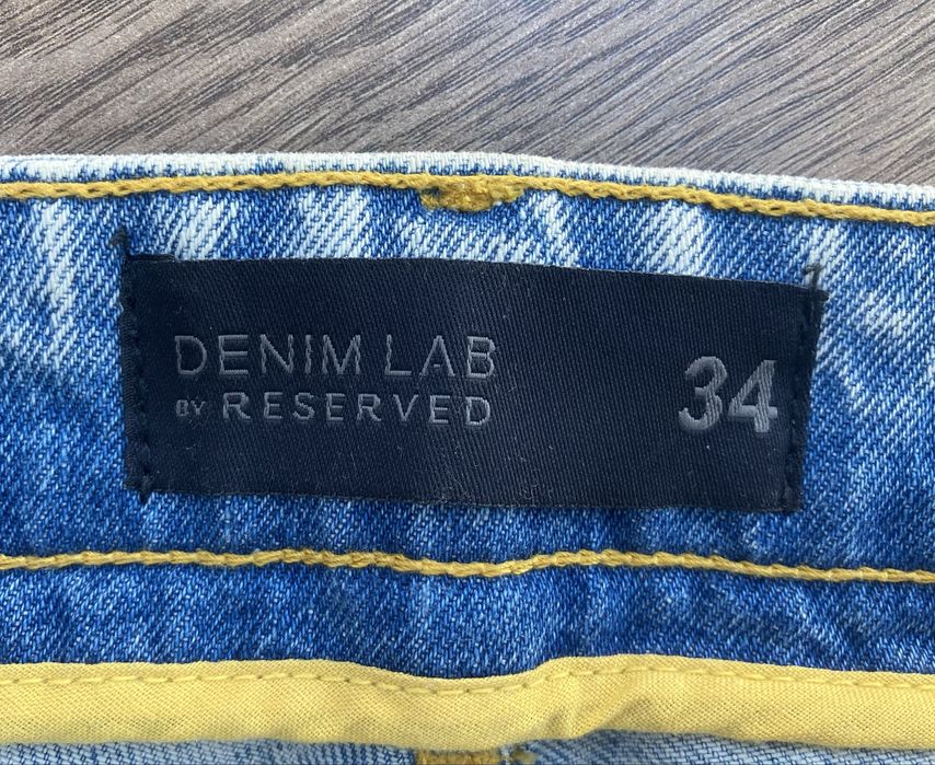 Чоловічі джинсові шорти Reserved