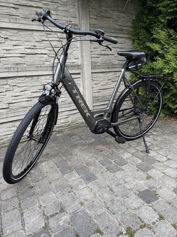 Rower Elektryczny TREK District+ 7 XL
