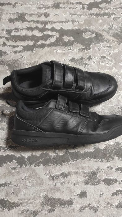 Кросівки адідас Adidas