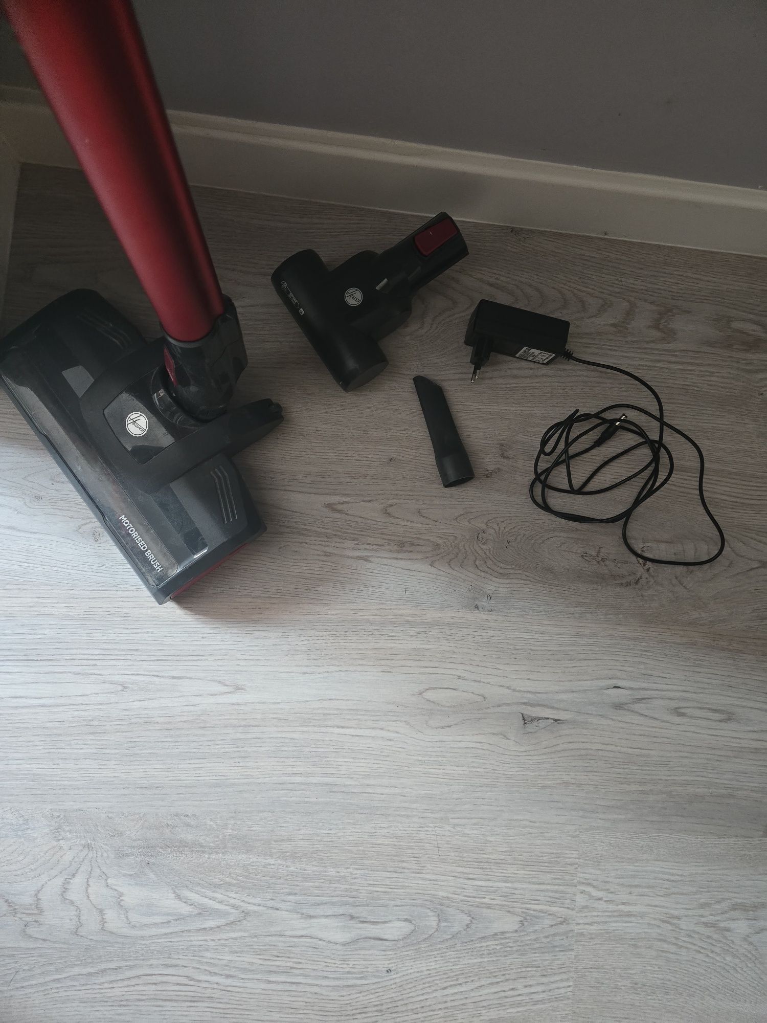 Odkurzacz pionowy Hoover x-free 100 HF 122 GPT 011