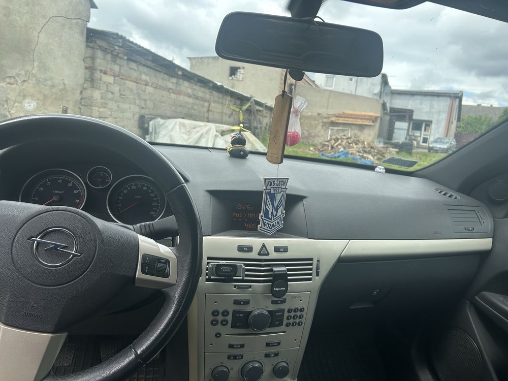 Opel Astra H Twin Top Cabrio