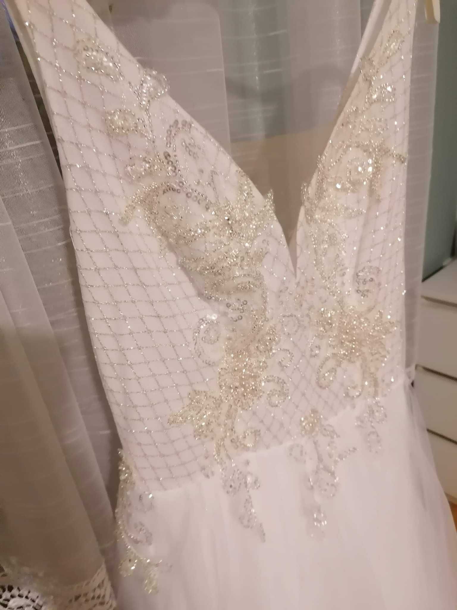 Biała suknia ślubna xs