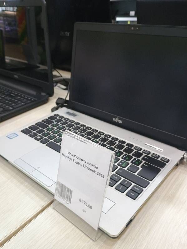 Ноутбук Fujitsu Lifebook S936