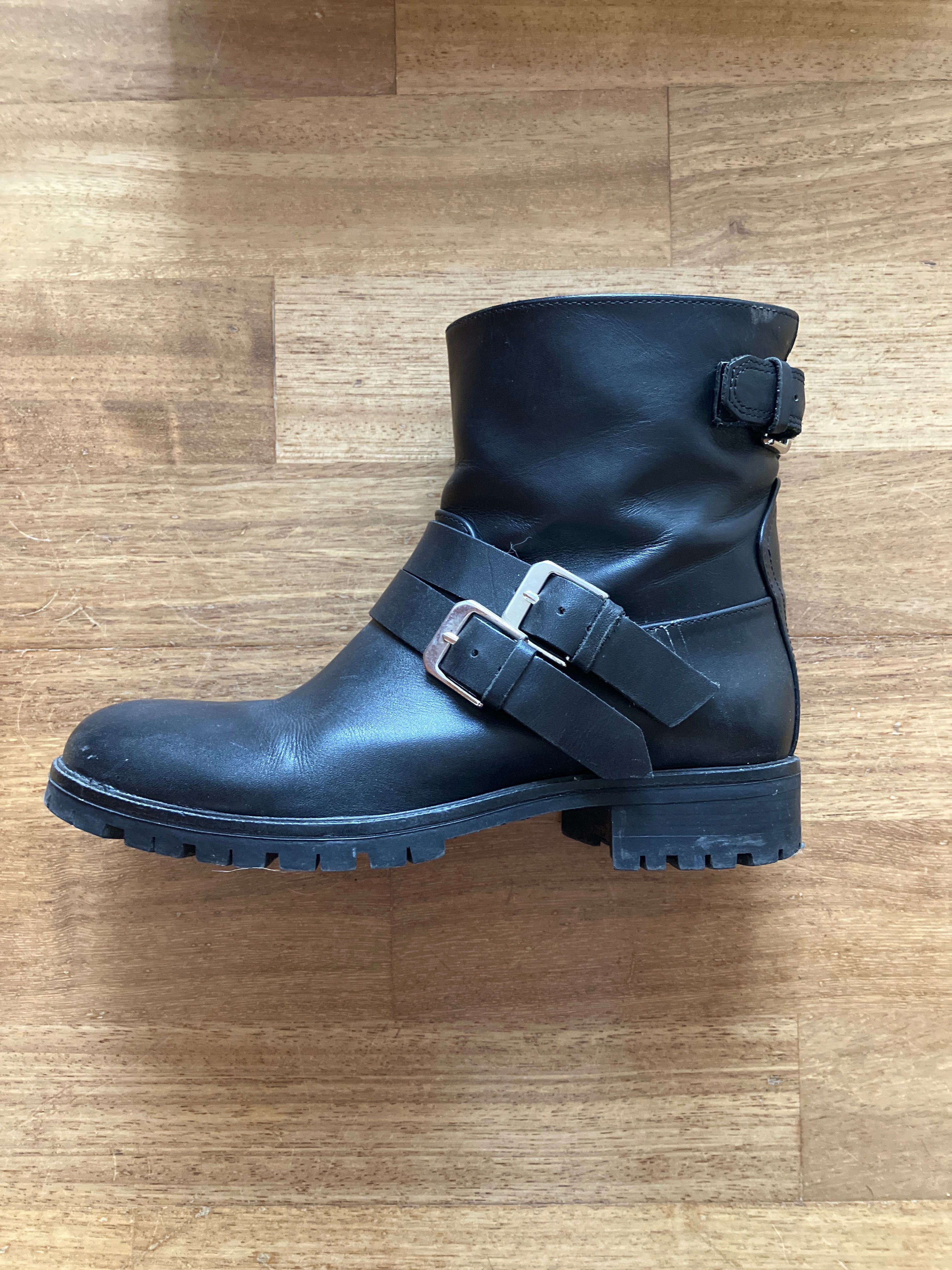 Botins Pele pretos tipo Biker Massimo Dutti tam. 36
