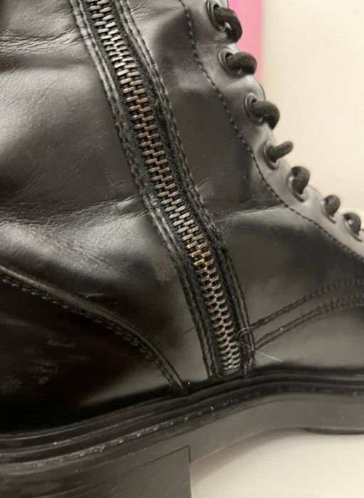 Високі чоботи zara на шнурках