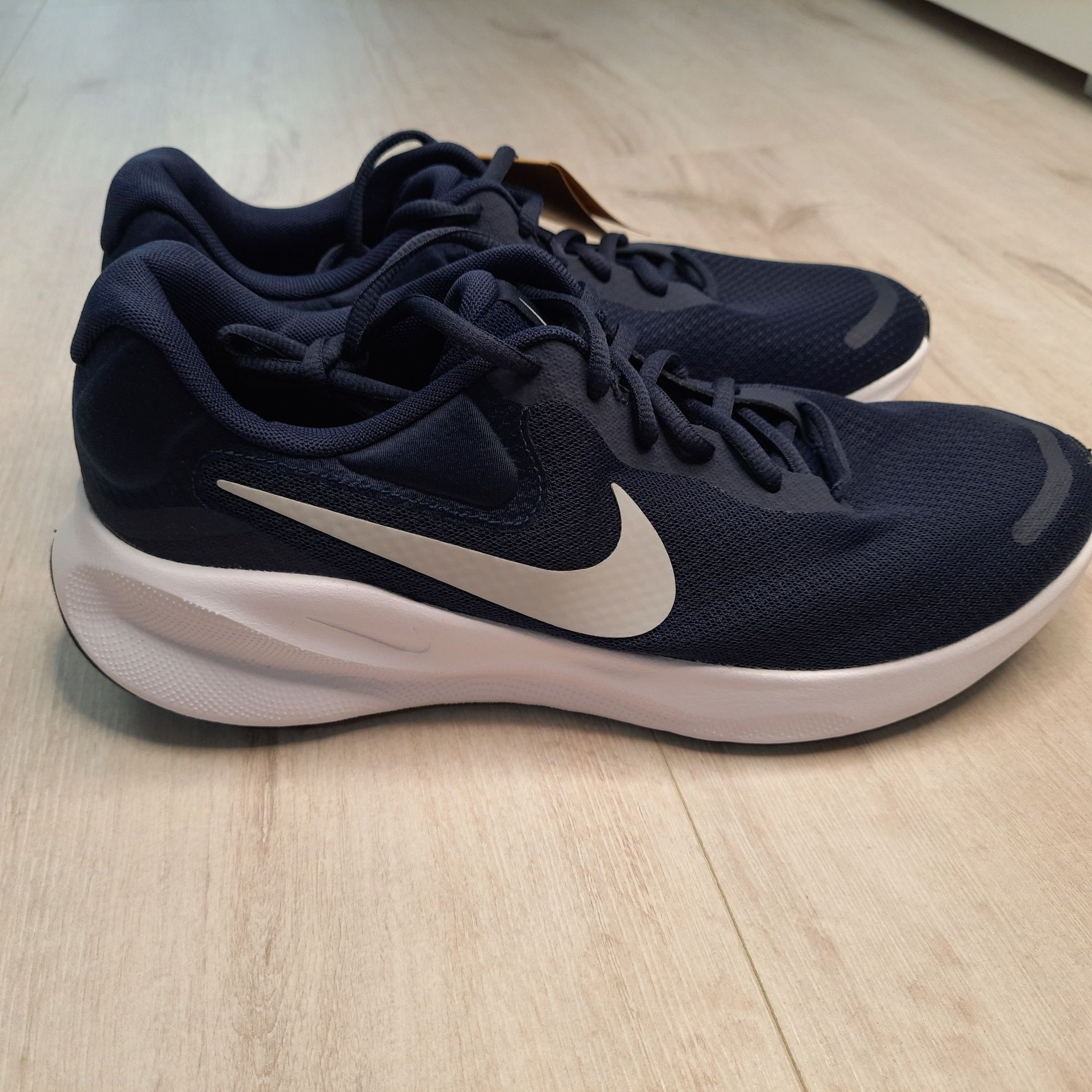 Кросівки чоловічі Nike Revolution 7 (FB2207-400)
