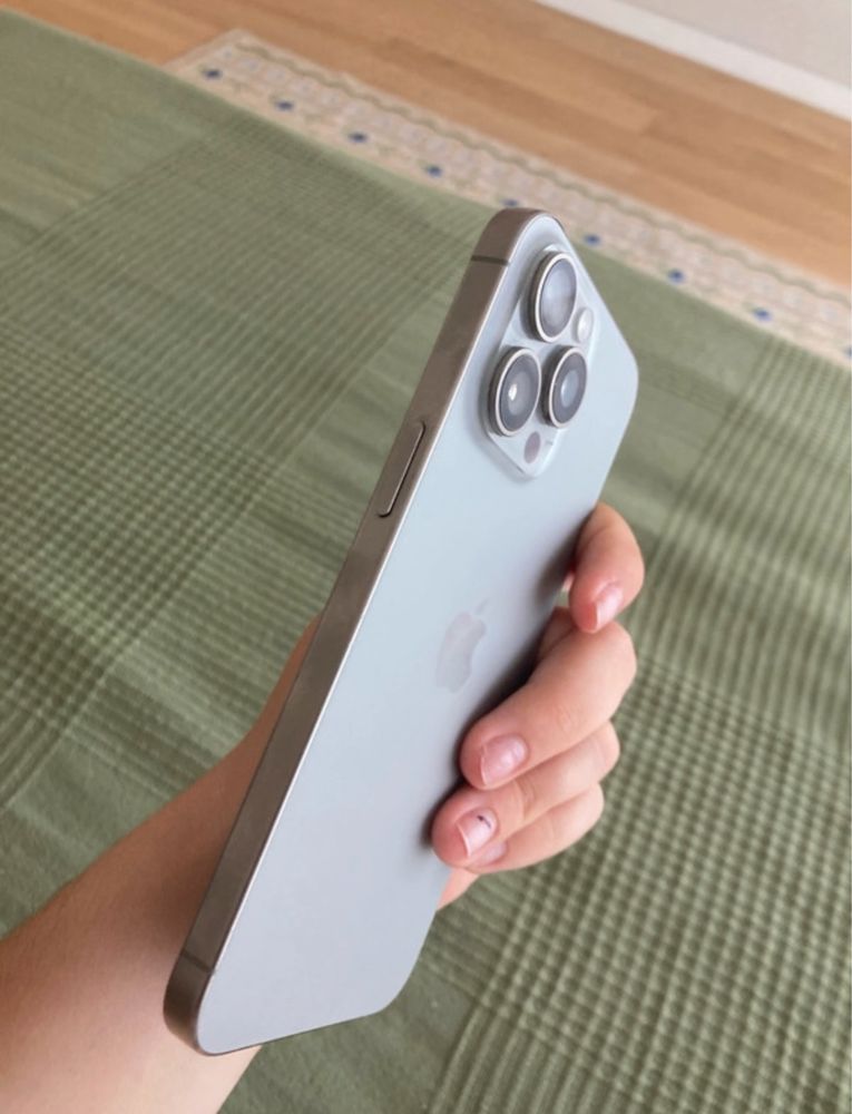 iPhone 15 pro max 256GB
