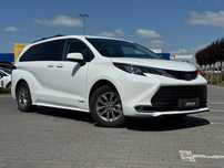 Toyota Sienna Hybrid AWD 4X4 8os. Skóry Stan Perfekcyjny Niski Przebieg Gwarancja