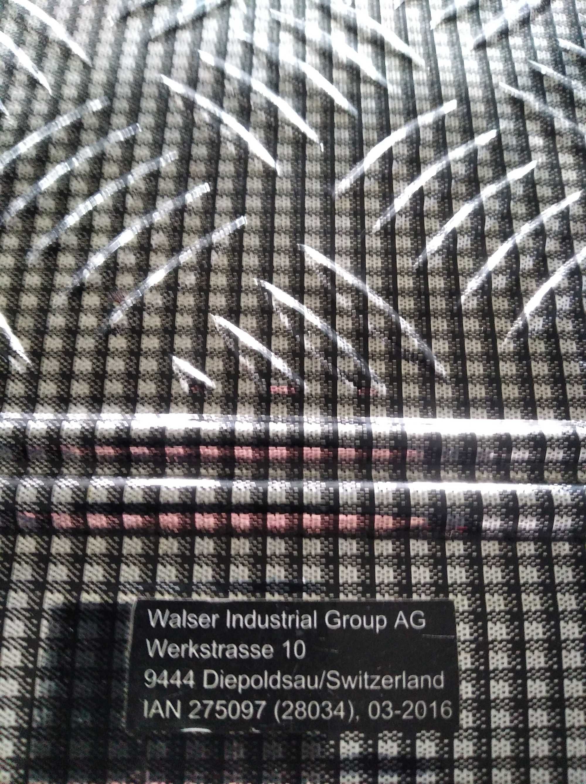 Tapetes auto Walser look metal - como novos