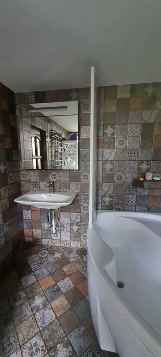 Здаються кімнати в затишному будиночку в  місті Почаїв