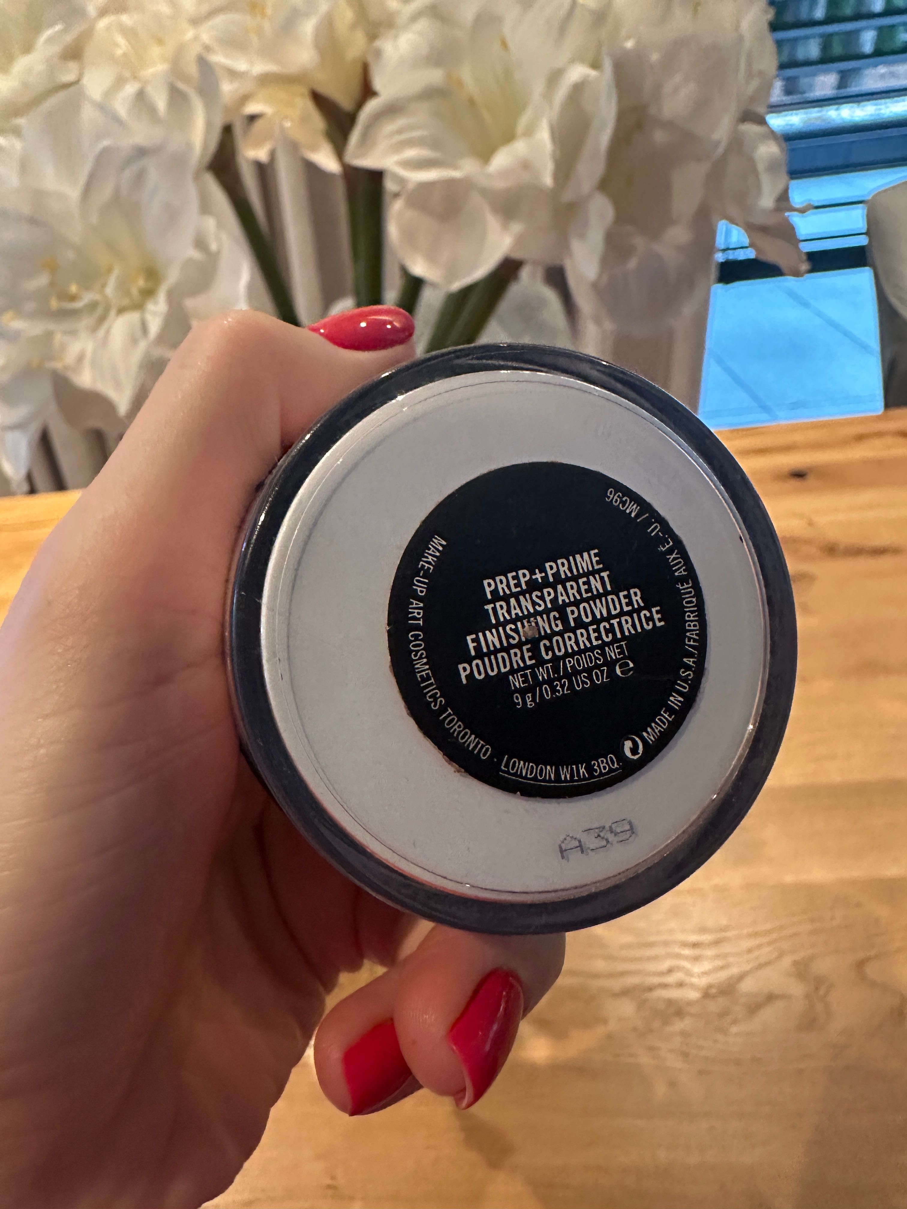 Puder transparentny Mac Prep + Prime Transparent Finishing Powder