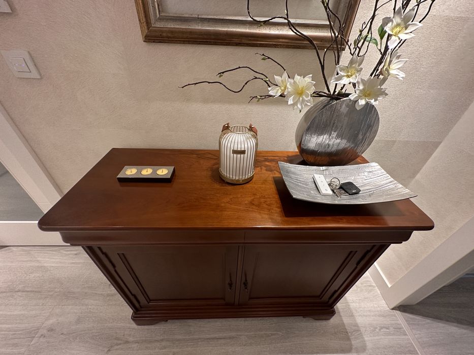 Aparador em Madeira Maciça Cerejeira 2 Portas