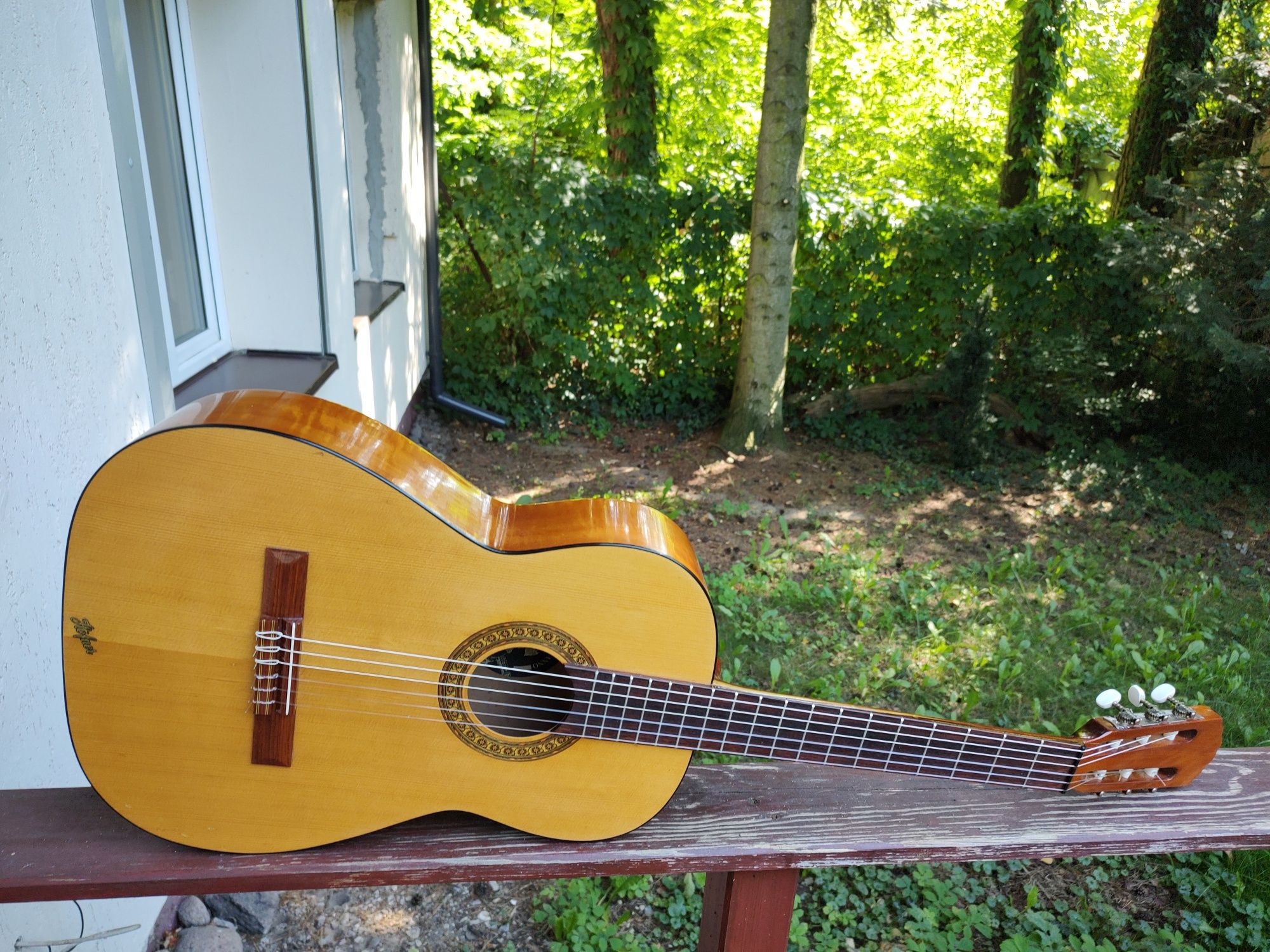 Höfner gitara klasyczna vintage Piękny instrument Cudowne brzmienie !!