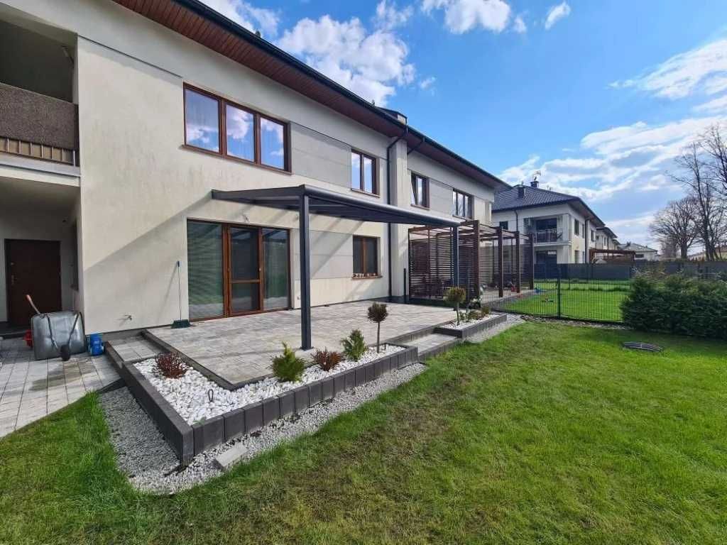 Zadaszenie aluminiowe PRO z dachem poliwęglanowym 300x306 cm