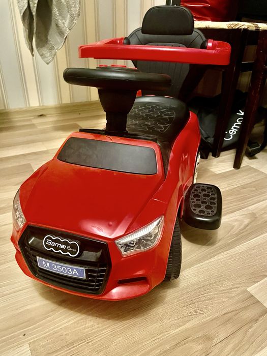 Детская машинка с ручкой