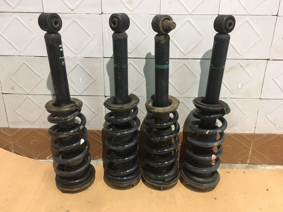 Амортизатор Пружина Стойка Mitsubishi Pajero Wagon III IV Паджеро 3 4