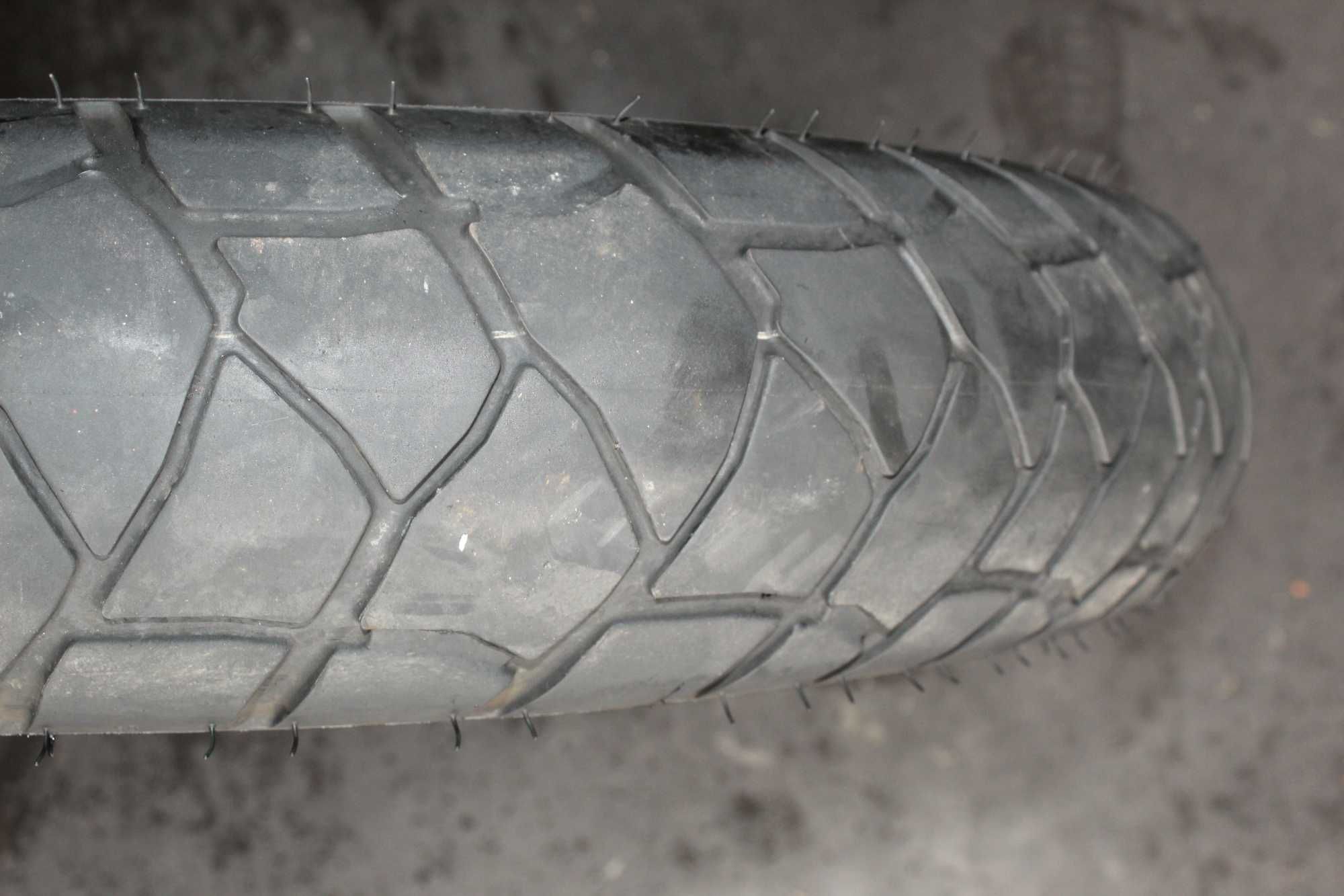 Pneu Usado Michelin Anakee Adventure 120/70R19