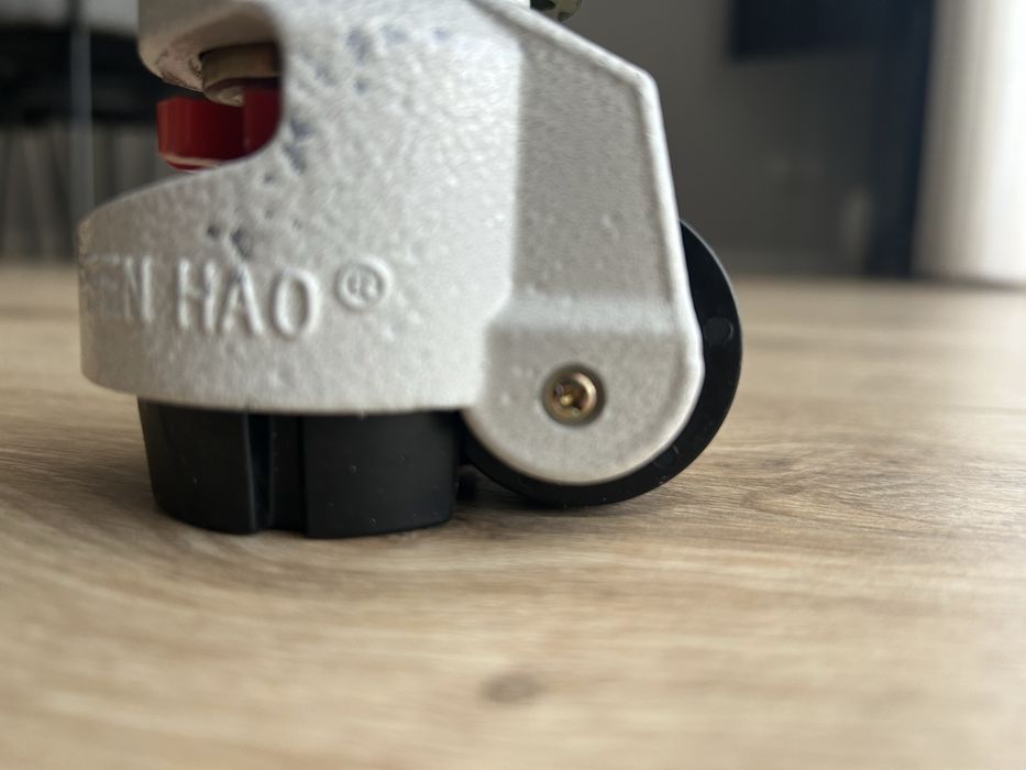 Rodas giratorias com nivelador/travao Foot Mester (Novas)