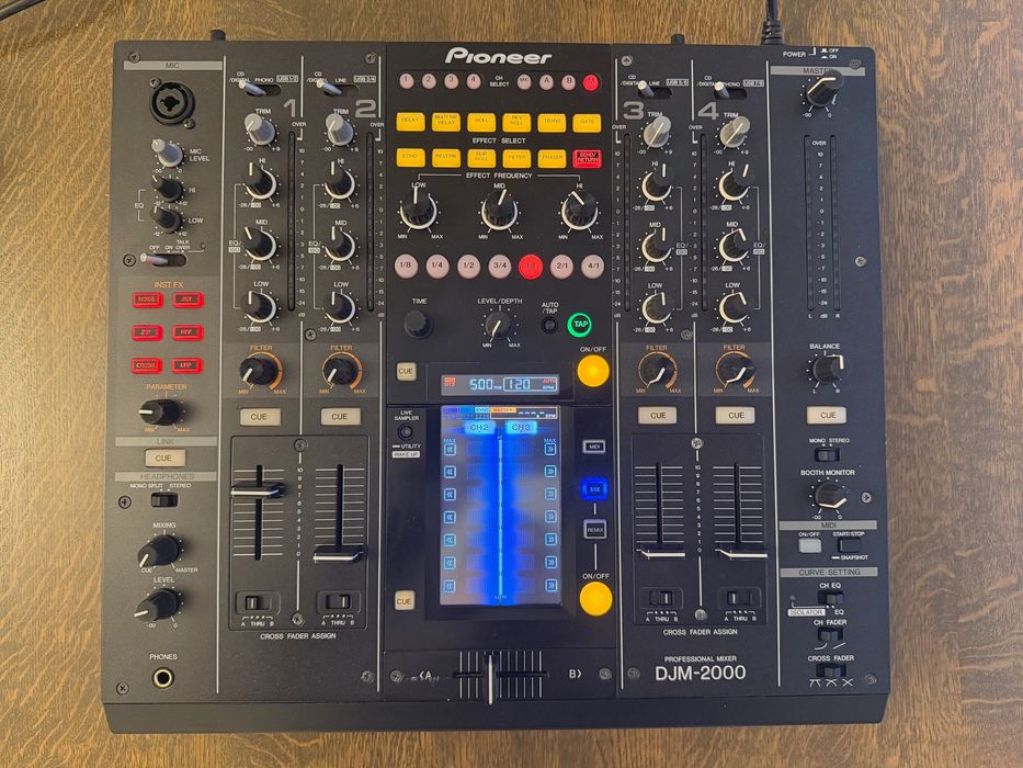 Pioneer DJM 2000 stan doskonały
