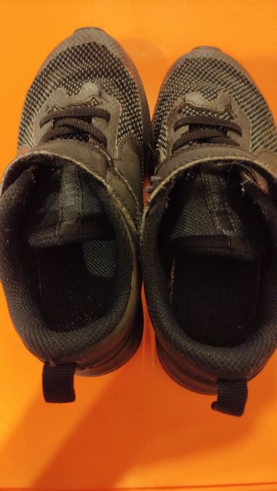 Buty chłopięce 29,5 Nike