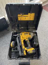 Dewalt gwoździarka do betonu/osadzak dc890P2