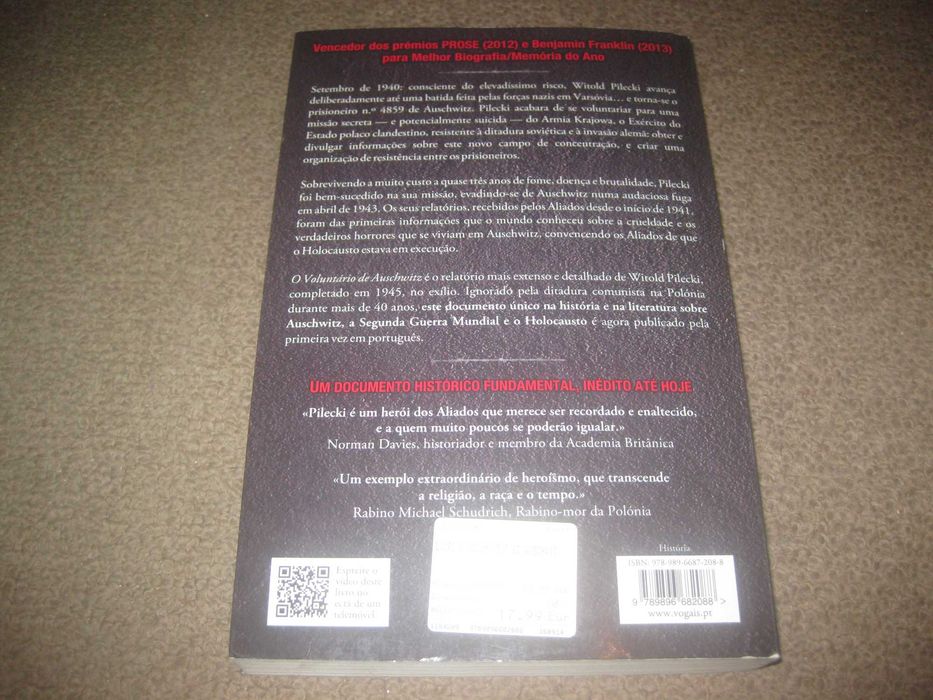 Livro "O Voluntário de Auschwitz" de Witold Pilecki