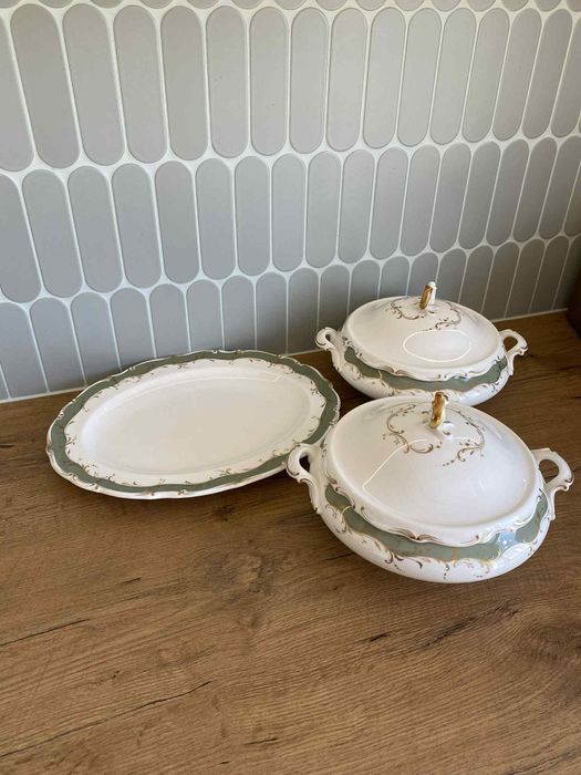 Wazy na zupę oraz duzy półmisek Royal Doulton