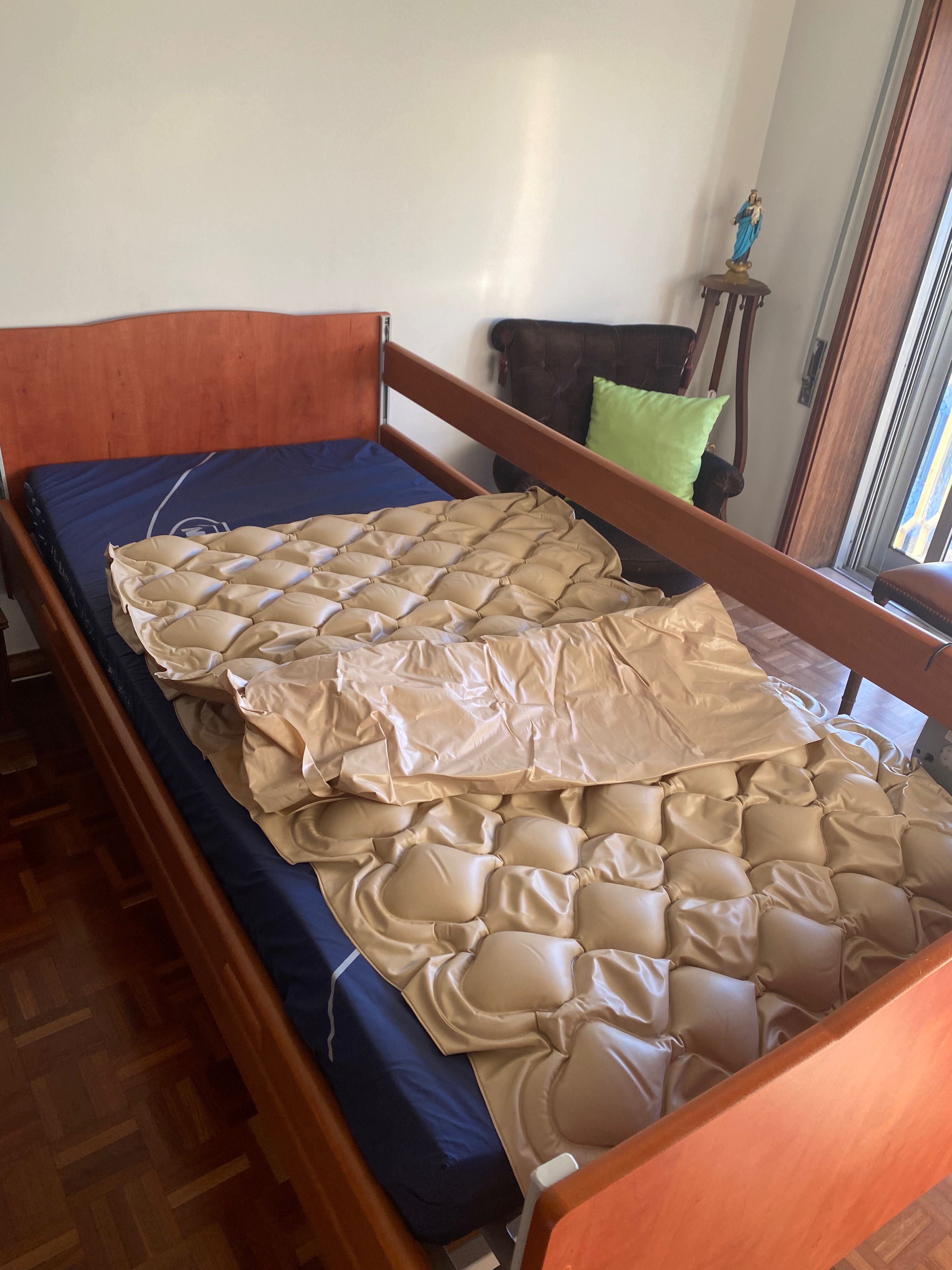 Cama Articulada Bom Estado