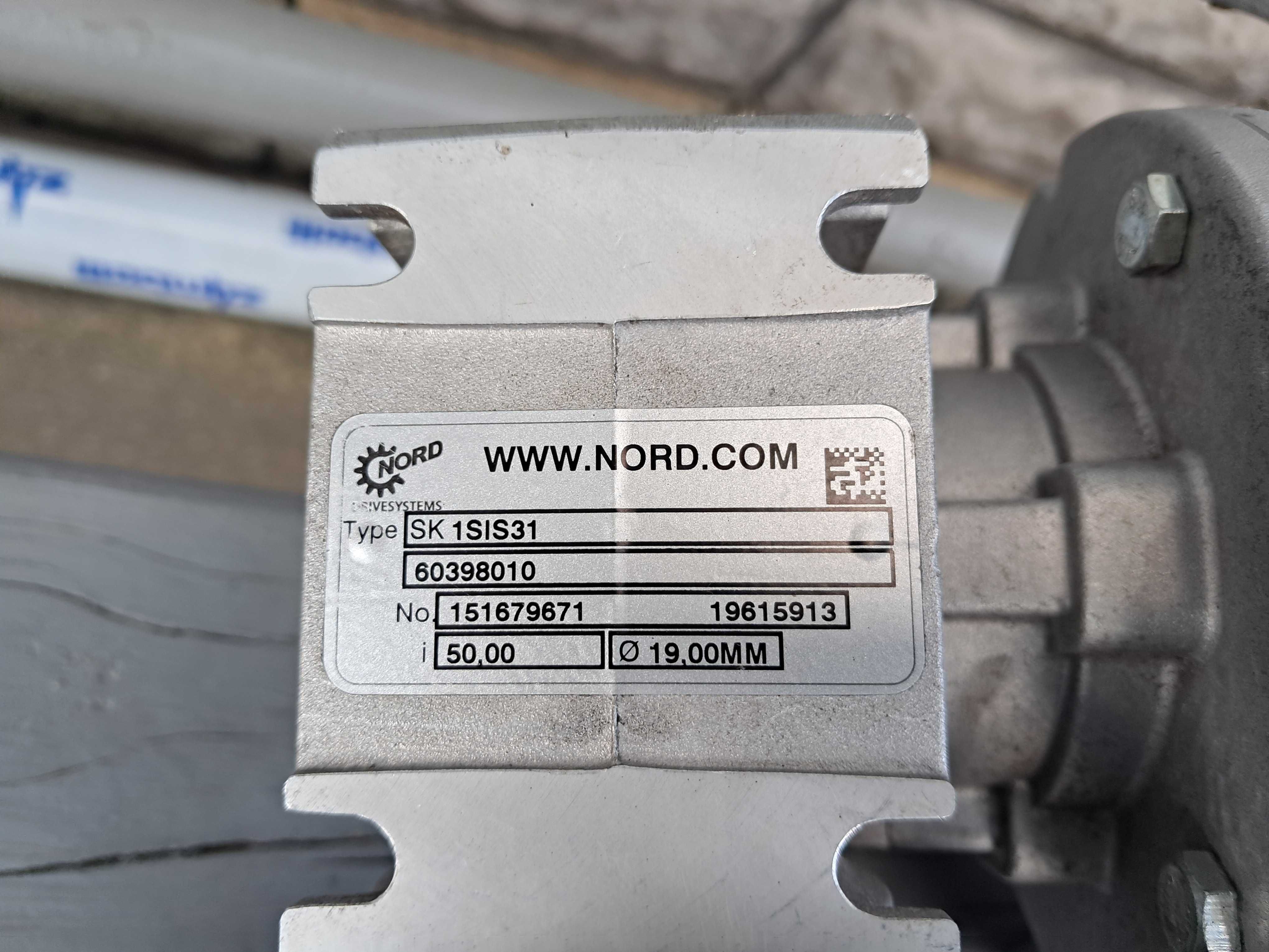 Motoreduktor,przekładnia,napęd do podajnika pieca 230v 1fazowy.Wysyłka