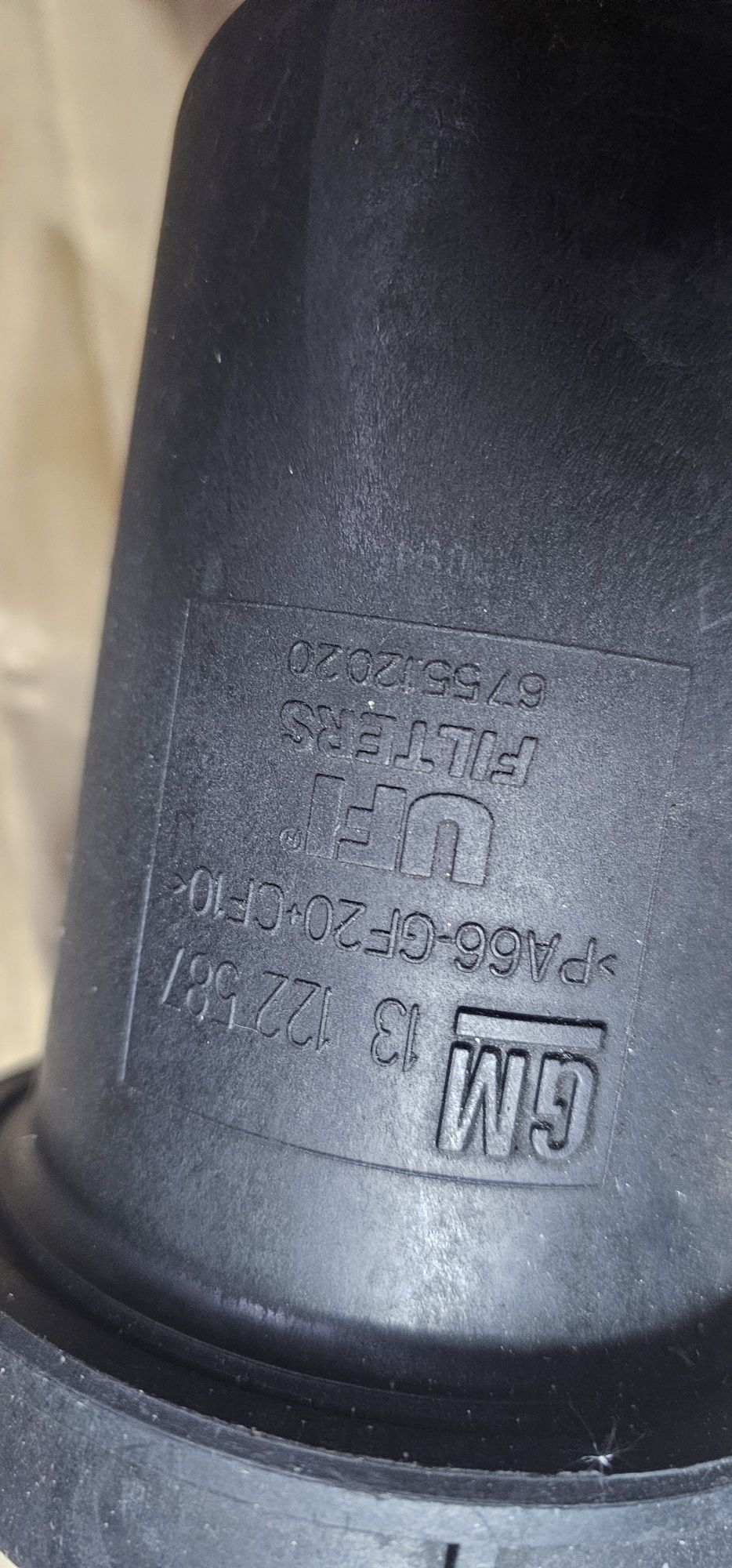 Obudowa filtra paliwa  vectra c 1.9 cdti
