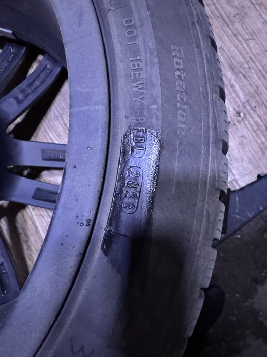 Продам зимову резину Nexen Winguard Sport 2 245 45 19 275 40 19