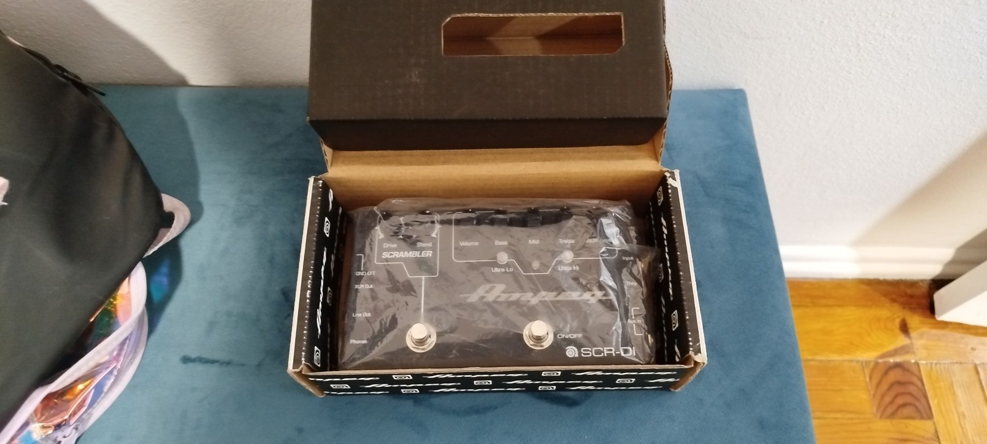 Ampeg SCR-DI pré-amp