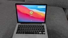 Laptop MacBook Pro 13 Core i5 8GB 256 SSD Retina
