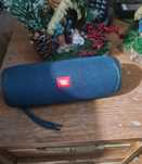 JBL Flip 5.              .
