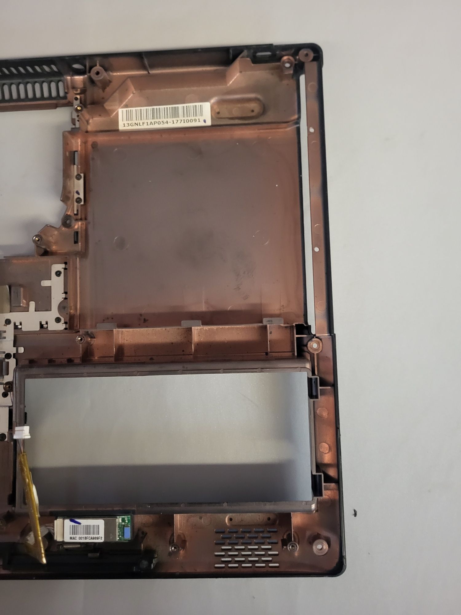 Sprzedam dolną obudowę do laptopa Asus F5R.
