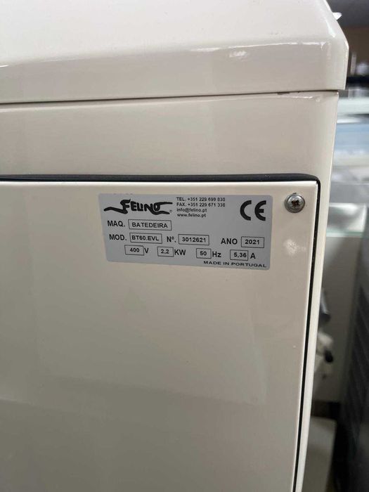 batedeira felino 60 litros com garantia