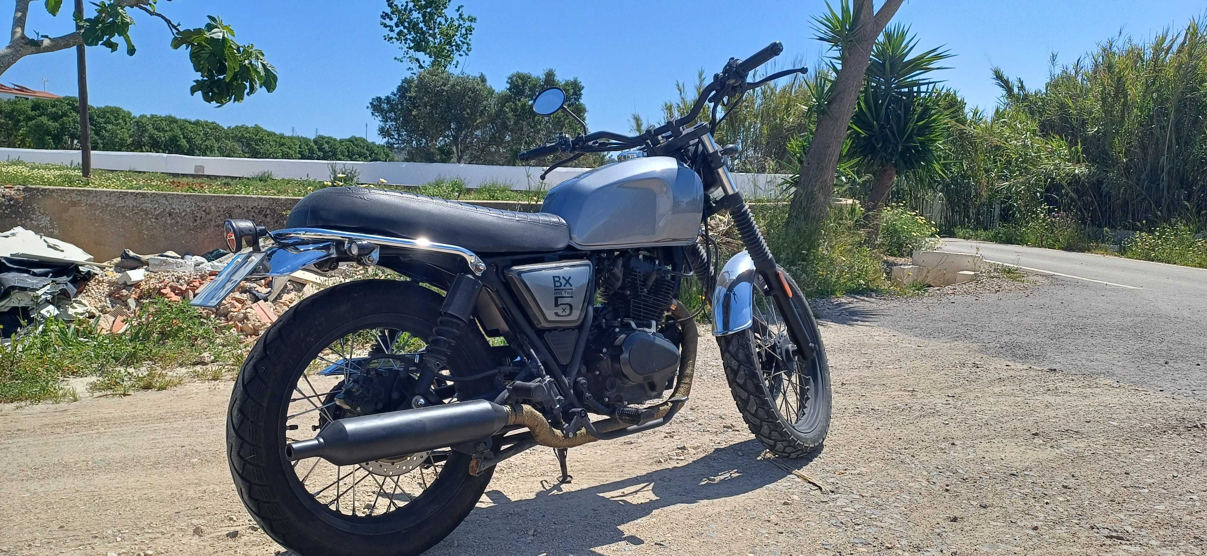 Brixton 125cc (Algarve)