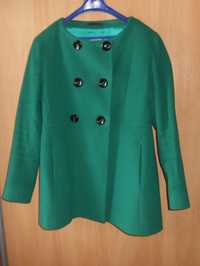 пальто напівпальто 52 розмір зеленого кольору 70 % шерсті