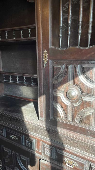 Louceiro/Móvel Sala + Mesa e Cadeiras Madeira